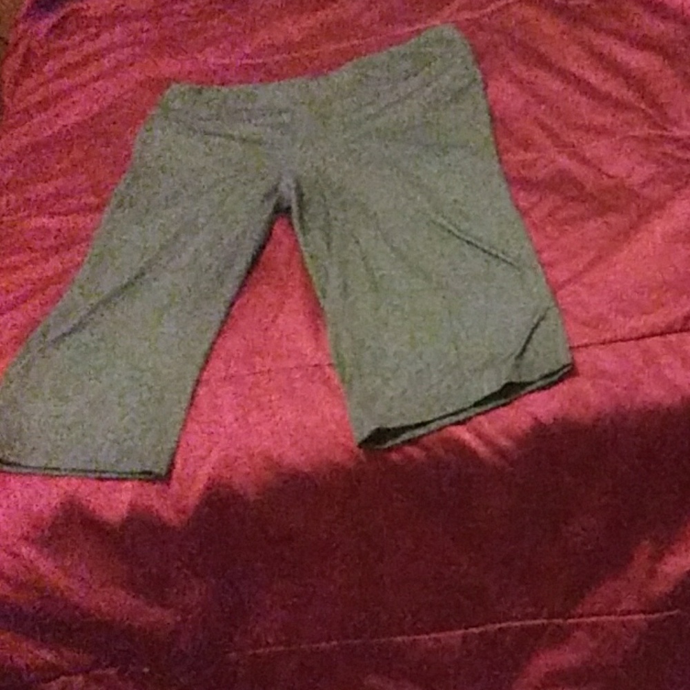 Yoga Capri's